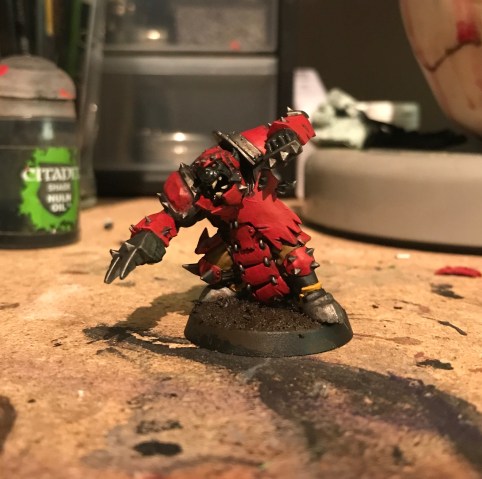applying washes to miniatures