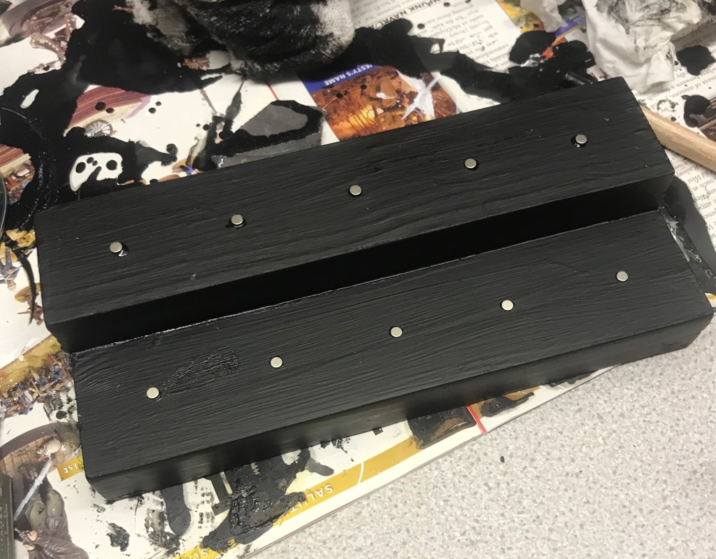 magnetised miniature display stand