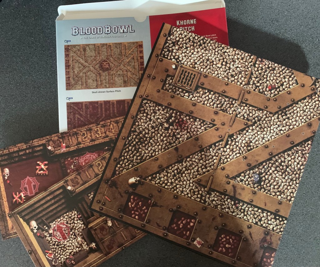 khorne blood bowl pitch and dugouts